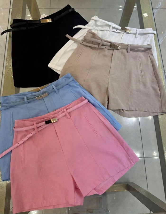 SHORT CURTO COM CINTO