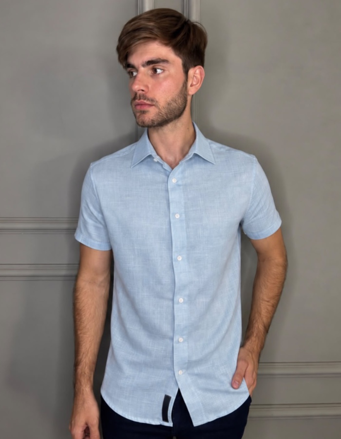 CAMISA MANGA CURTA GOLA AMERICANA TRAMA DE LINHO
