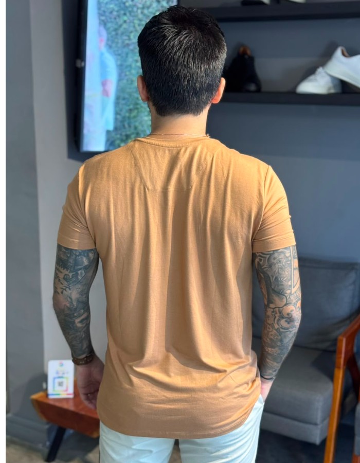 Produto t-shirt-tech-bege-escuro 1