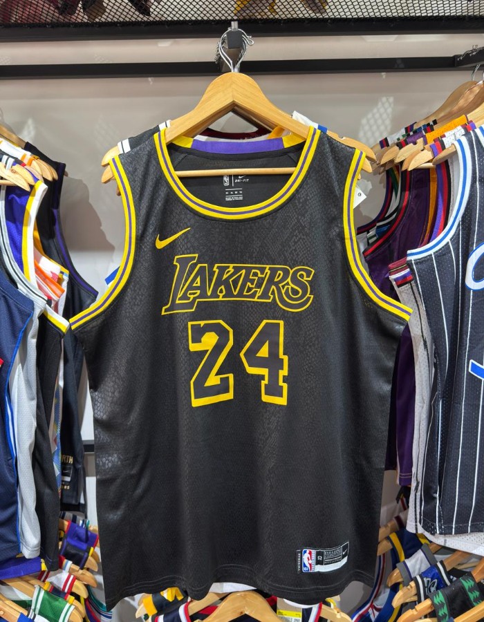 LAKERS MAMBA NEGRA - KOBE BRYANT 24