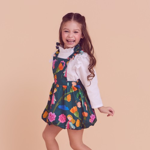 Salopete Balonê + Blusa branca manga longa 