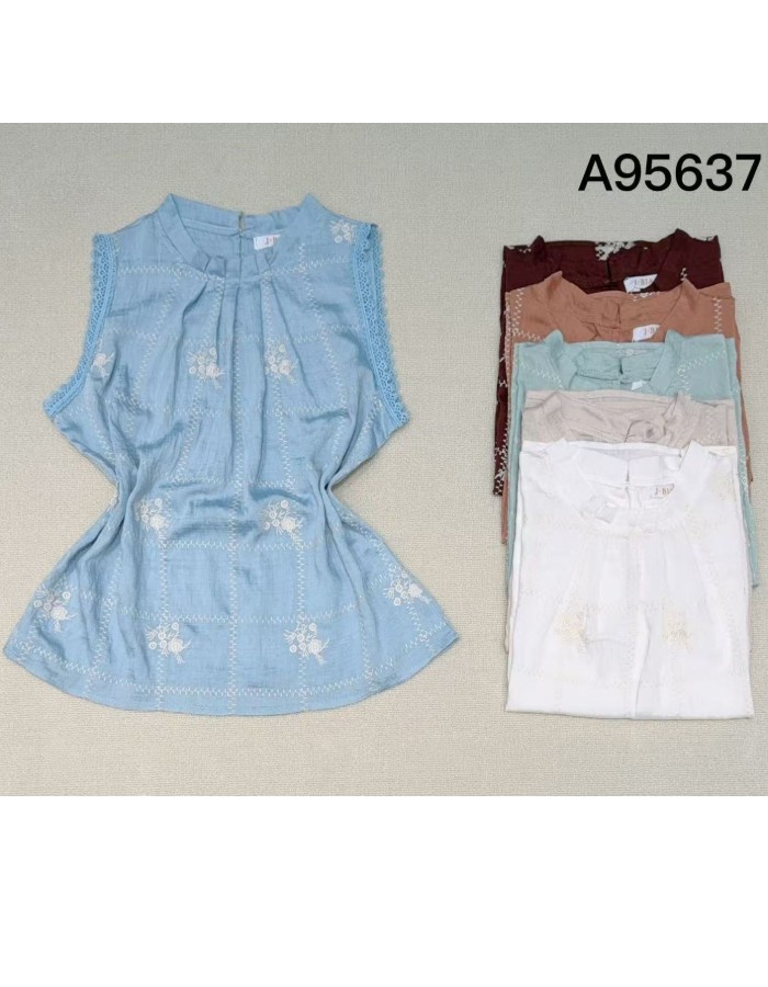 BLUSA CREPE SEDA DETALHE C/ BORDADO