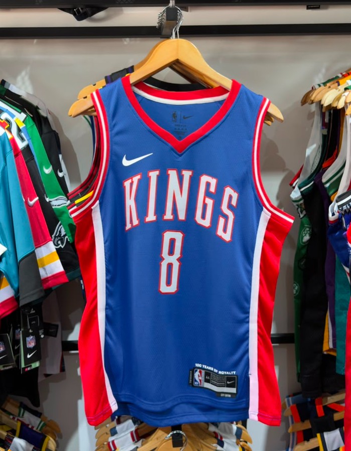 SACRAMENTO KINGS - LAVINE 8