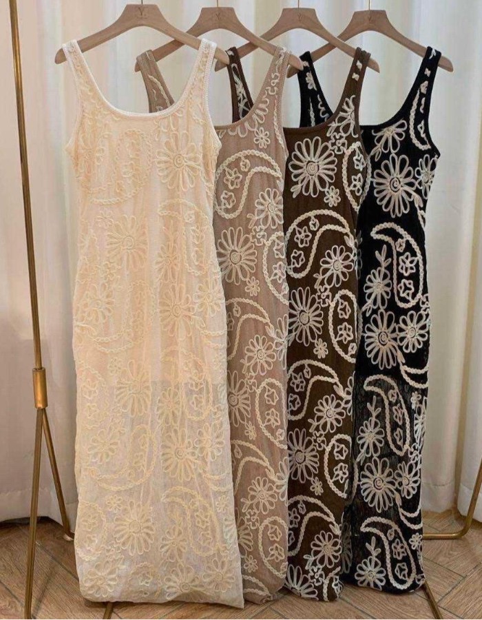 VESTIDO BORDADO FLOR