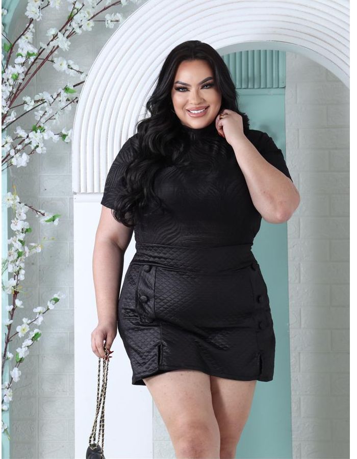 Blusa básica gola alta 