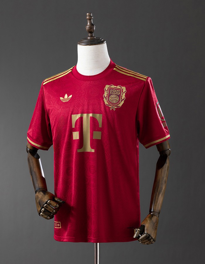 BAYERN DE MUNIQUE - COMEMORATIVA 125 ANOS 25/26