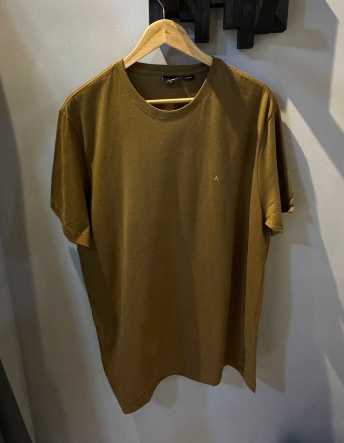 T-shirt Aramis 