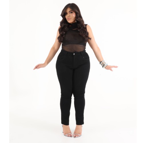 CALÇA SKINNY PRETA COM LYCRA