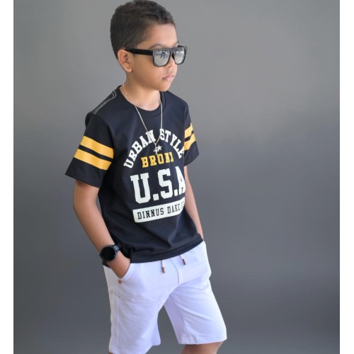 CAMISA estampada preta + bermuda branca