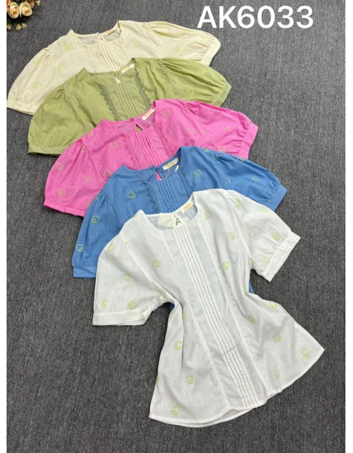 Blusa linho coração bordada