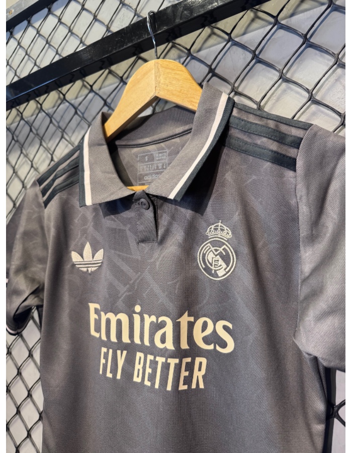 Produto real-madrid-iii-24-25 0
