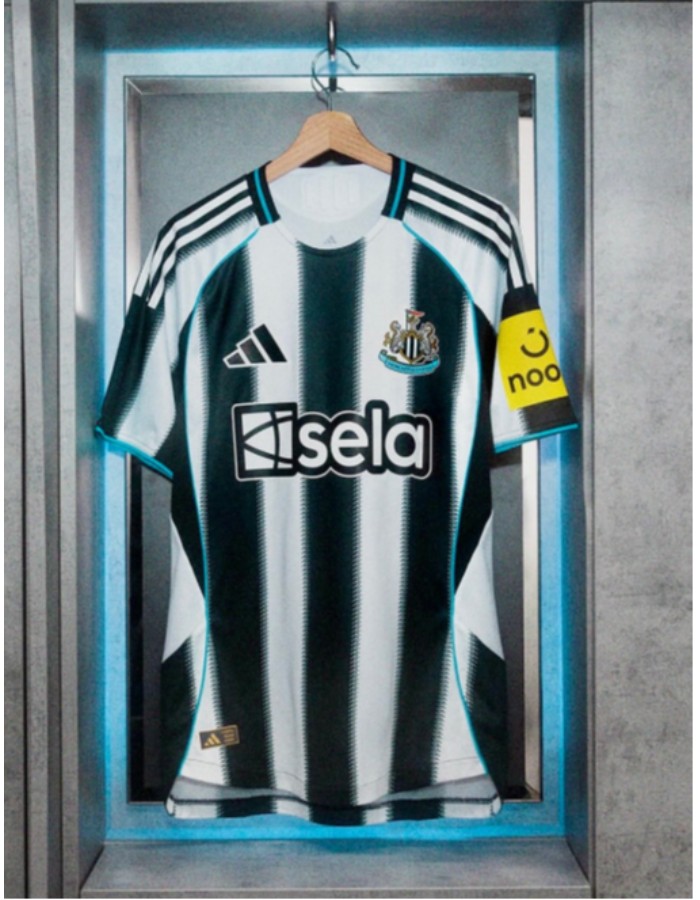Newcastle United  25/26 UNIFORME I