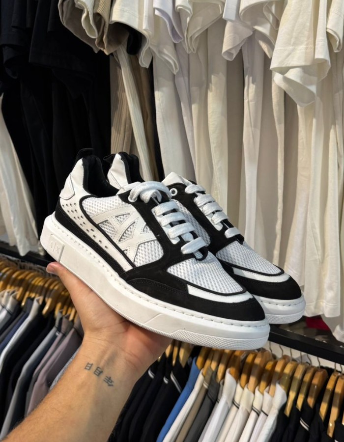 Armani Branco E Preto 