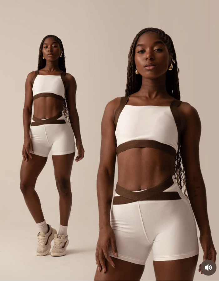 CONJUNTO SHORT E TOP COM ELASTICO