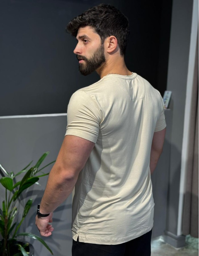 Produto t-shirt-tech-bege-cogumelo 1