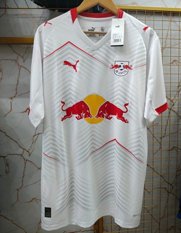 camisa titular Puma RB Leipzig Home 2026, na cor branca. 