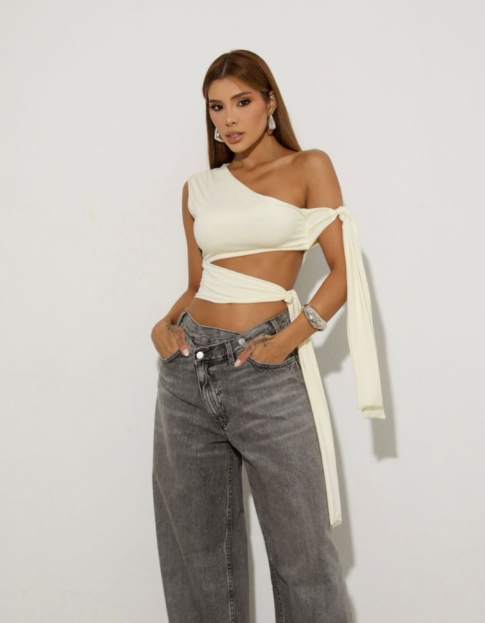 CROPPED IARA