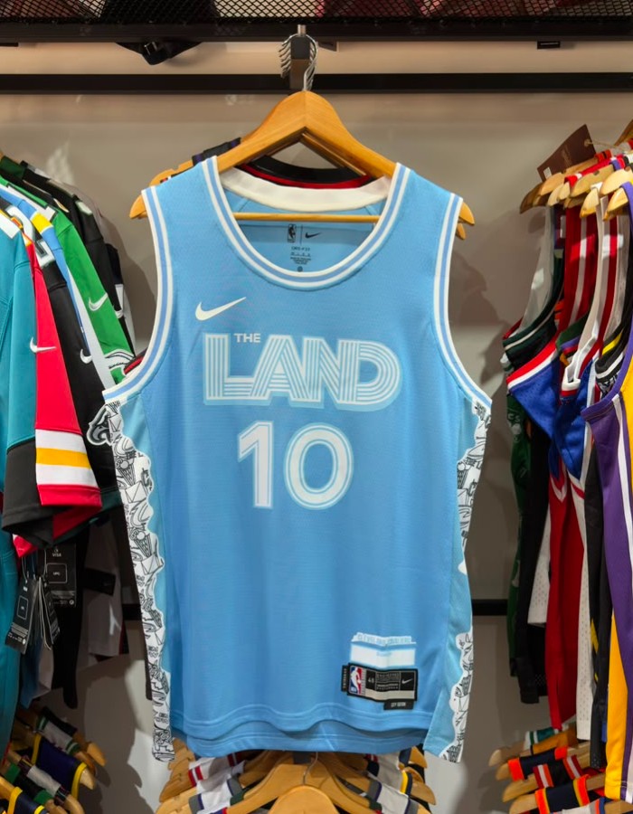 CLEVELAND THE LAND - GERLAND 10