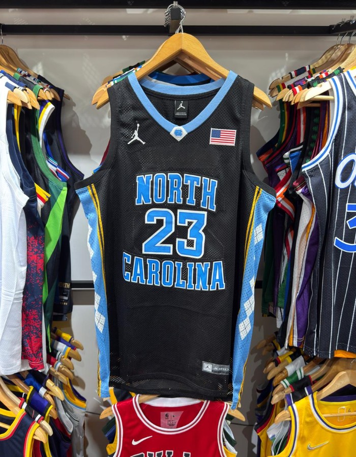 NORTH CAROLINA COLLEGE - MICHAEL JORDAN 23 