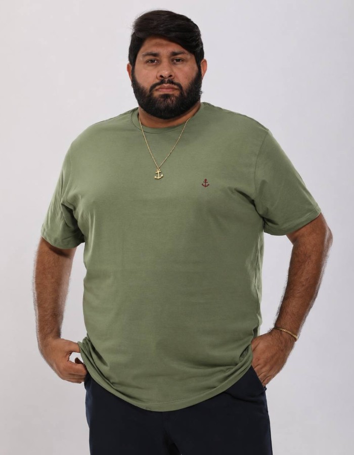 BÁSICA PLUS SIZE D+