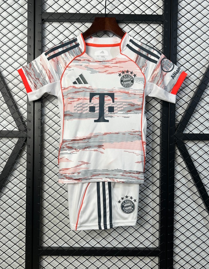 BAYERN MUNCHEN UNIFORME 2 - 25/26 - KIT INAFANTIL