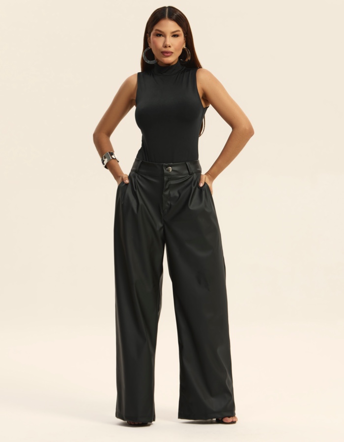 CALÇA DE COURO