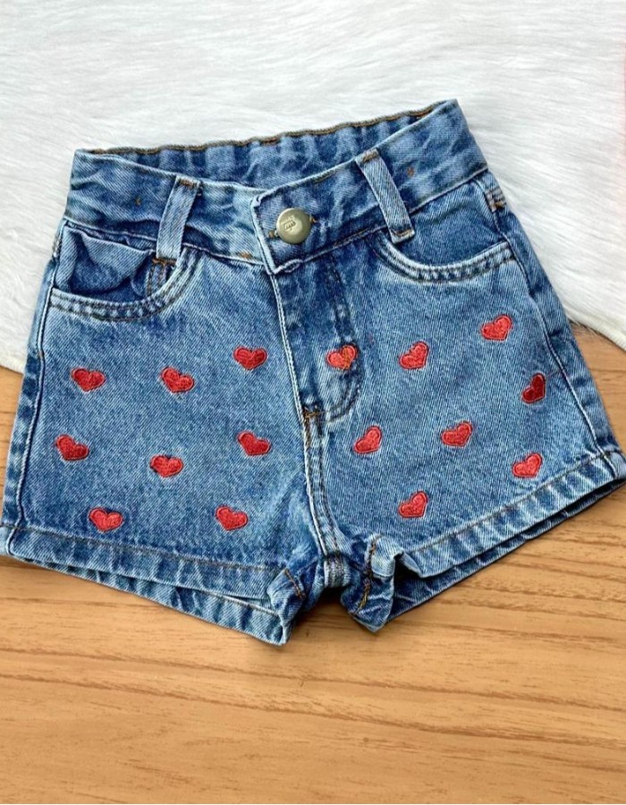 SHORT JEANS CORAÇÃO VERMELHO 