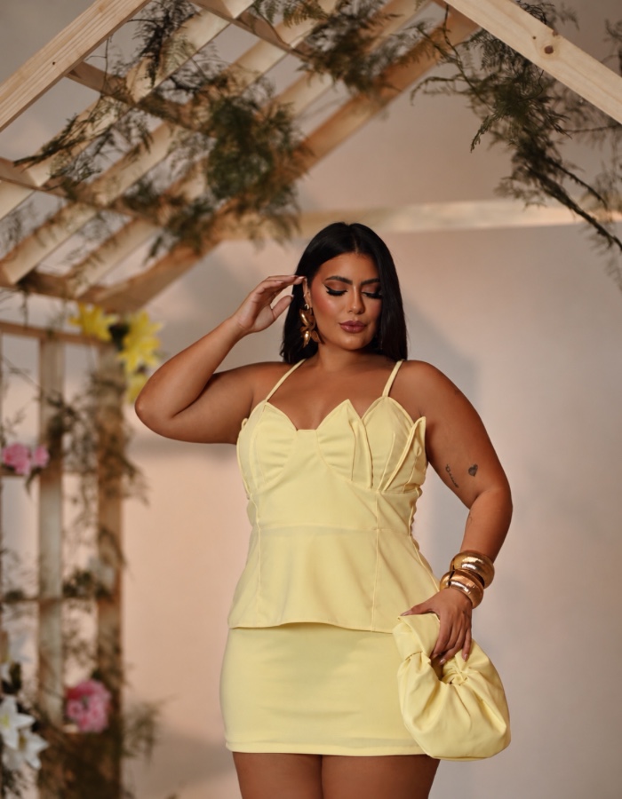CONJUNTO SHORT SAIA C/ SAIA ATRÁS FLORATTA 