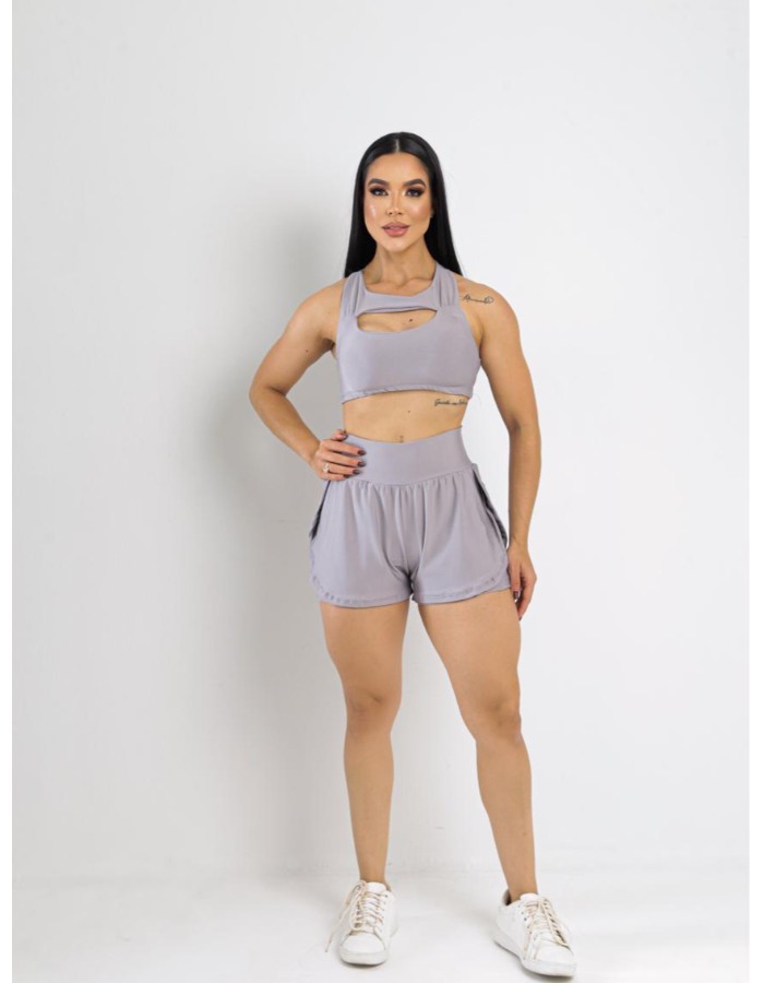 conjunto short duplo com bolso e top