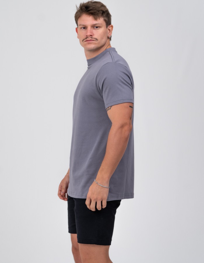 Produto t-shirt-suedine-gola-media-cinza 0