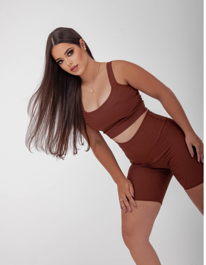 CONJUNTO SHORT LIZ COM TOP DE ALÇA LARGA