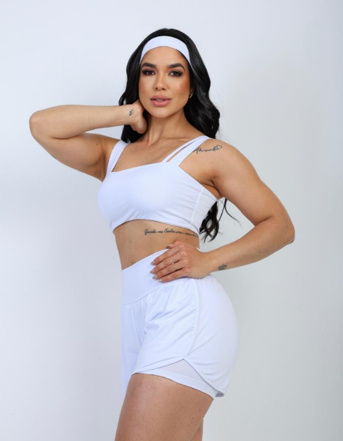 Conjunto short duplo, top e tiara