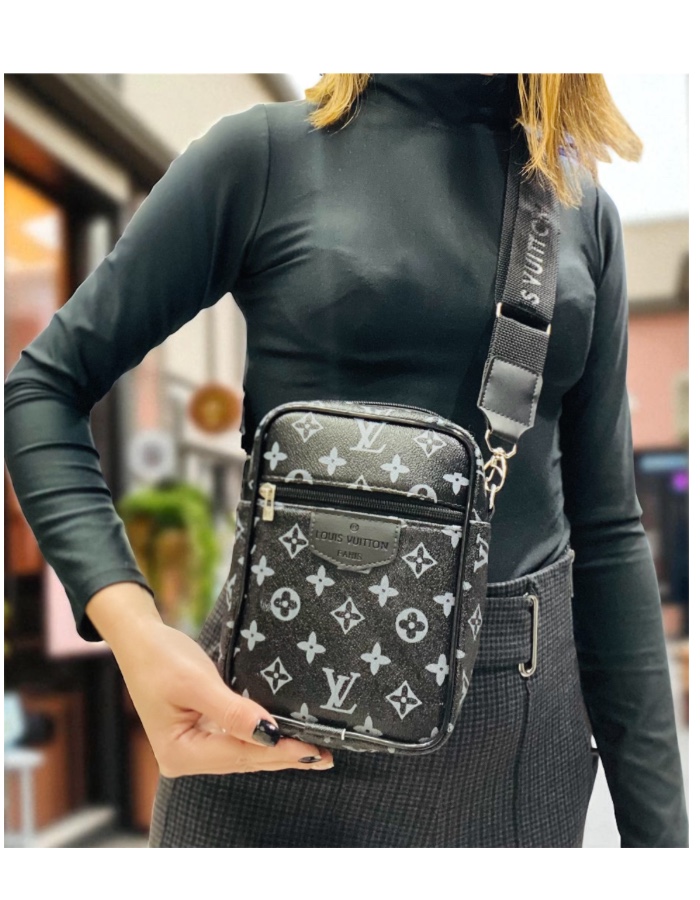 LOUIS VUITTON  BAG  Kross 22 – Unissex