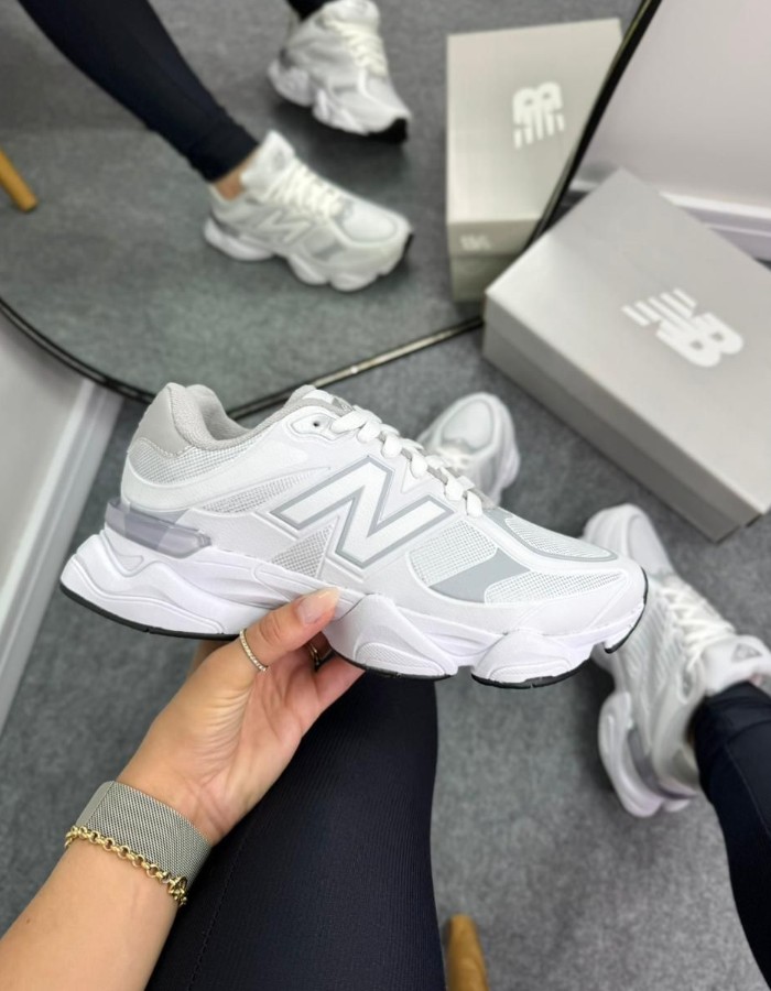 NEW BALANCE 0906