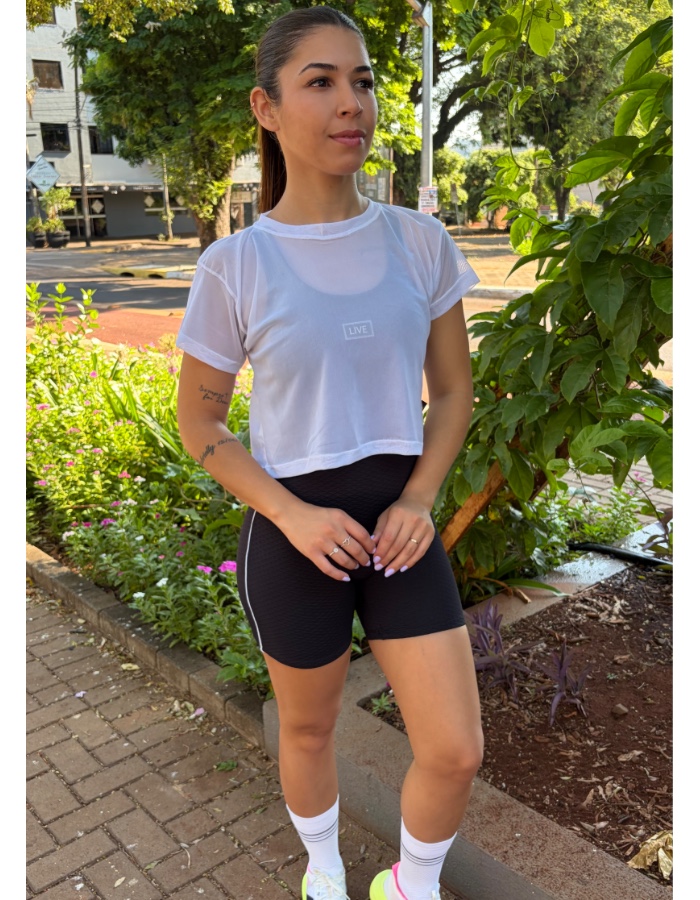 Cropped tule 