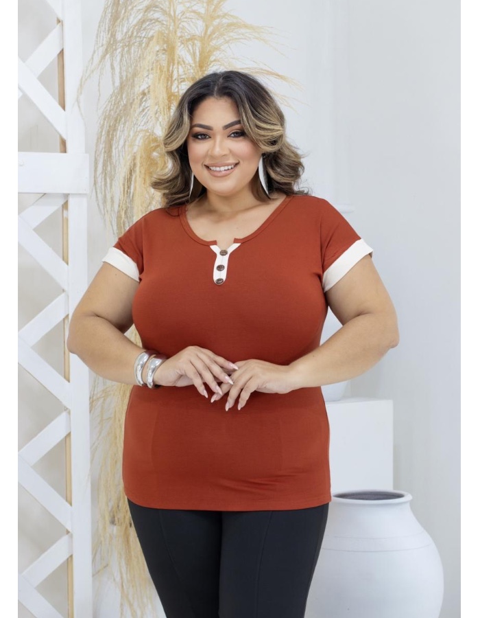 Blusa fio torcido bicolor 3 botões 