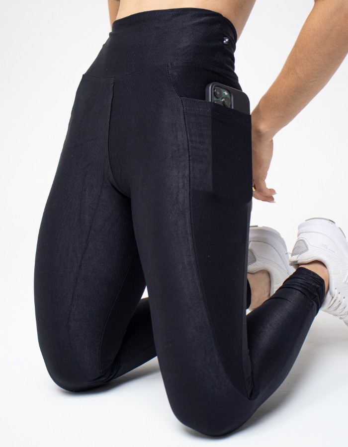 CALÇA CANELADA COM BOLSO