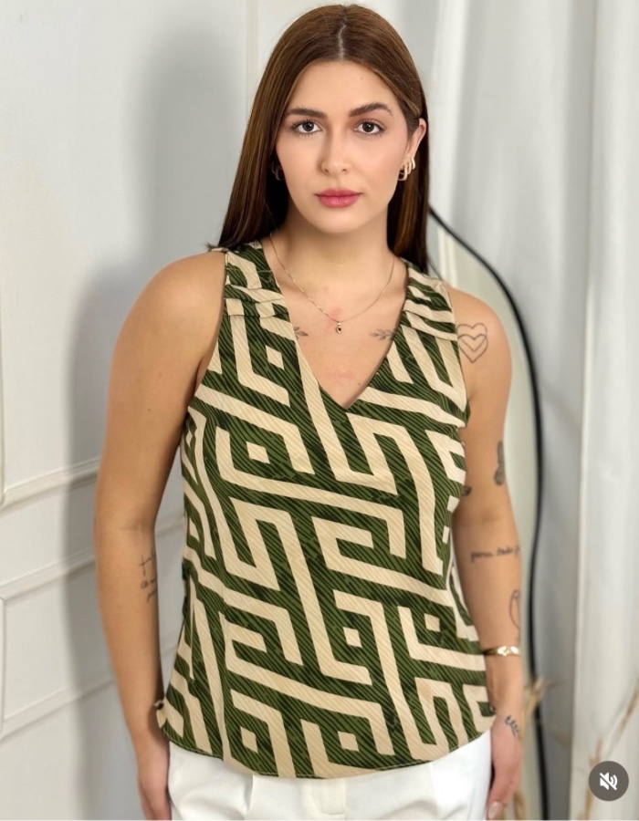 Blusa Slim Adele 