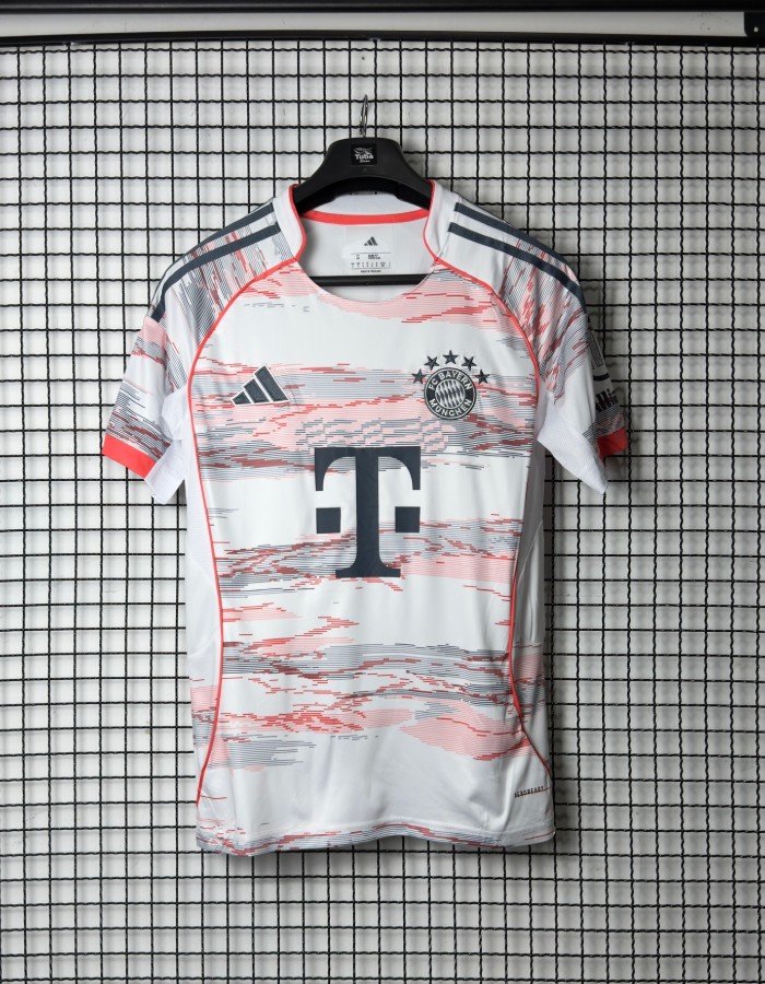 BAYERN DE MUNIQUE - 25/26 - Ii