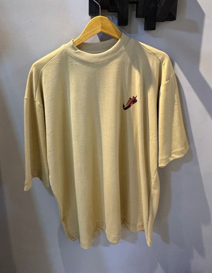 Oversized Nike 