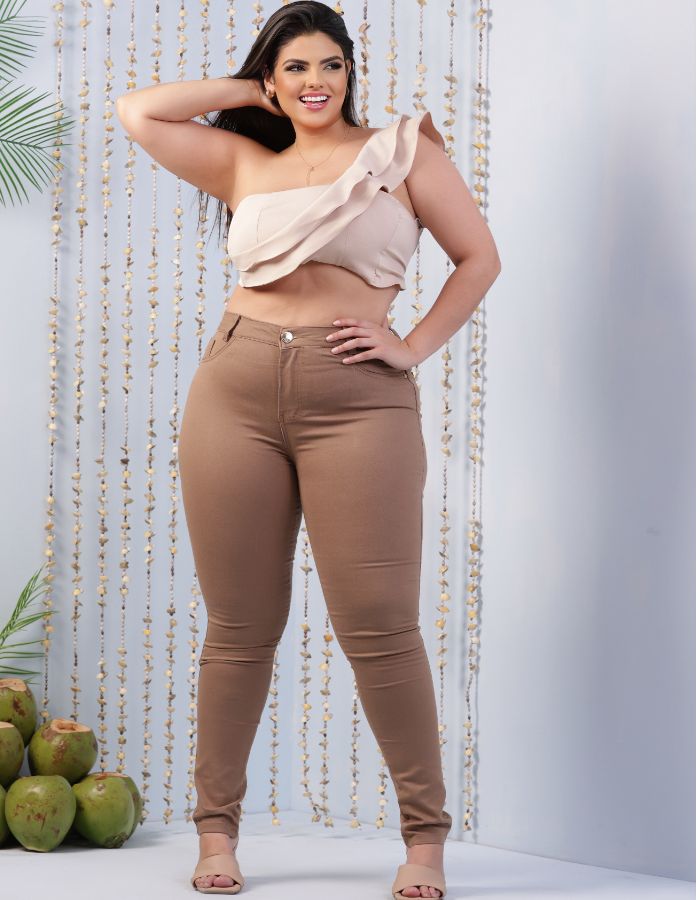 CALÇA SKINNY PLUS SIZE