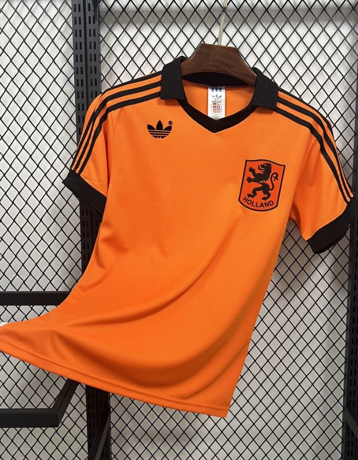 HOLANDA 80/81 | UNIFORME