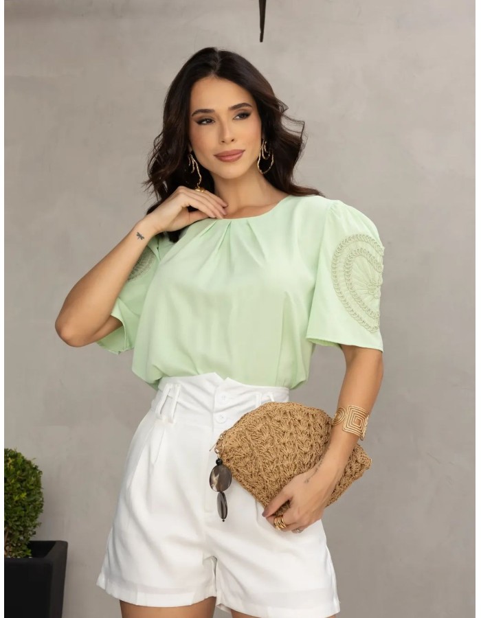 Blusa Bordada Coração
