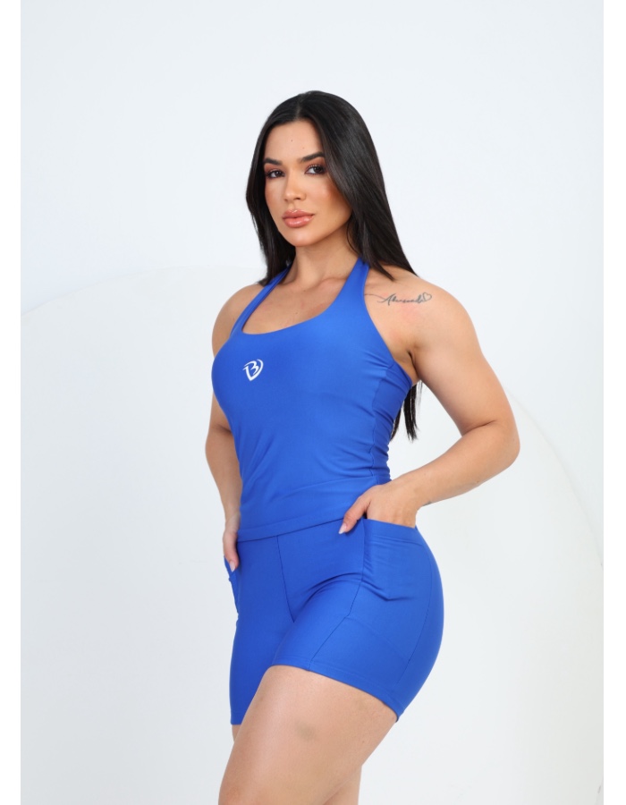 Conjunto blusa e short com bolso nas laterais 