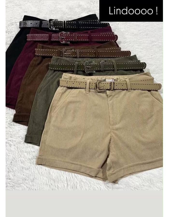 Short  de cotelê com cinto 