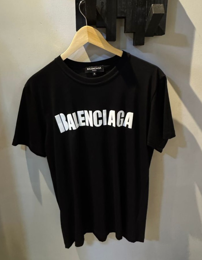 T-shirt Balenciaga 