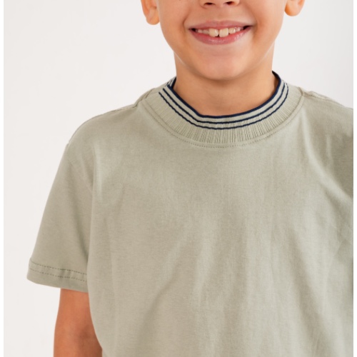 CAMISA PUNHO NO PESCOÇO