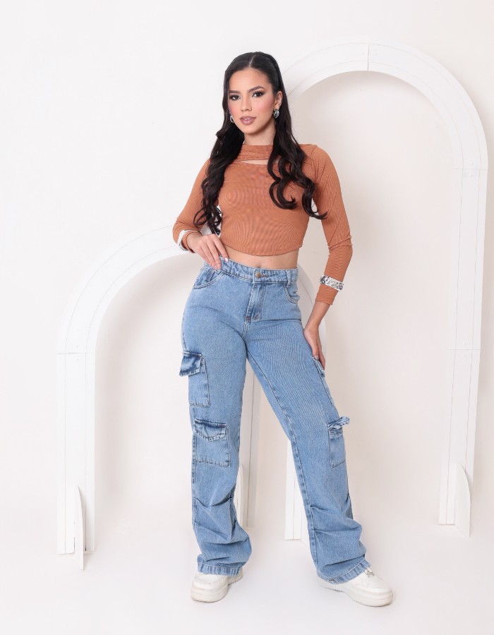 CALÇA WIDE LEG BOLSO CARGO BARRA DETALHE DE PLINÇA