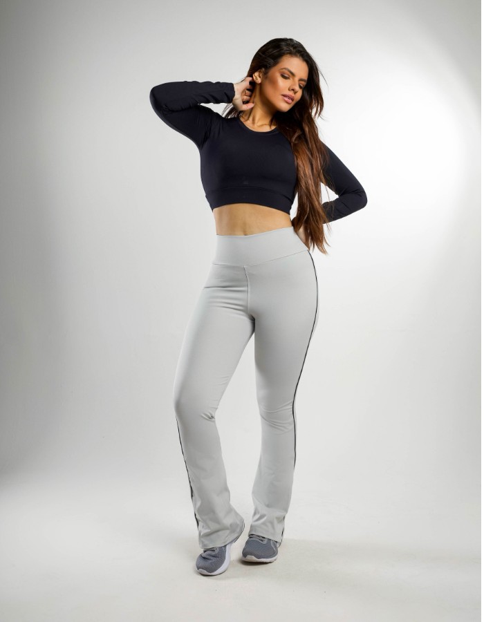 CALÇA BAILARINA FRIZO EM CANELADO BRILHOSO