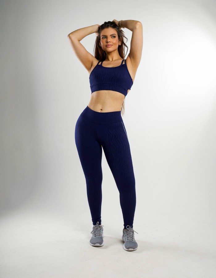 CONJUNTO CALÇA FRIZO TOP ELOIZA EM JACKARD